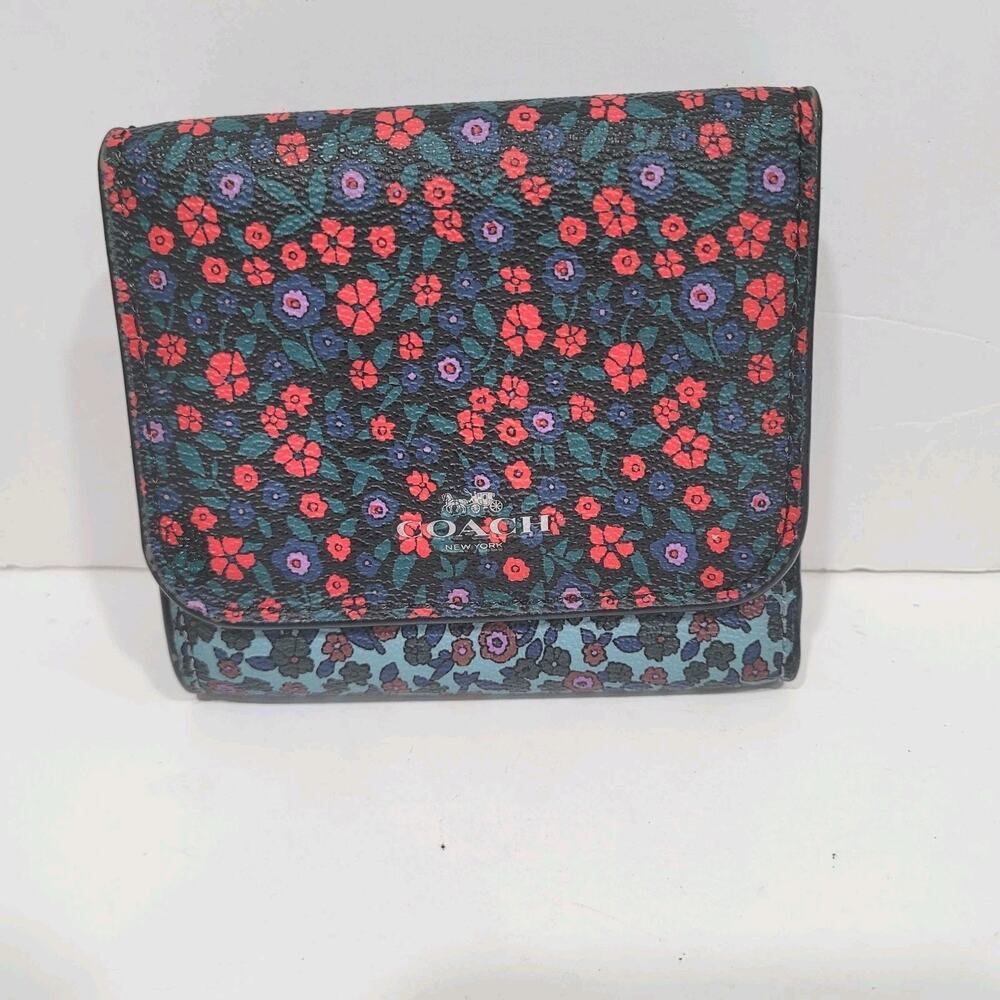 Coach Wallet Holder Red Blue Floral Coated Canvas Logo Small‎ Trifold Fair